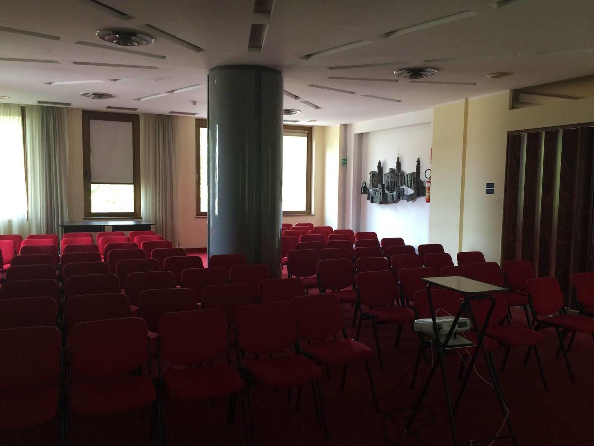Hotel Grassetti Piediripa エクステリア 写真